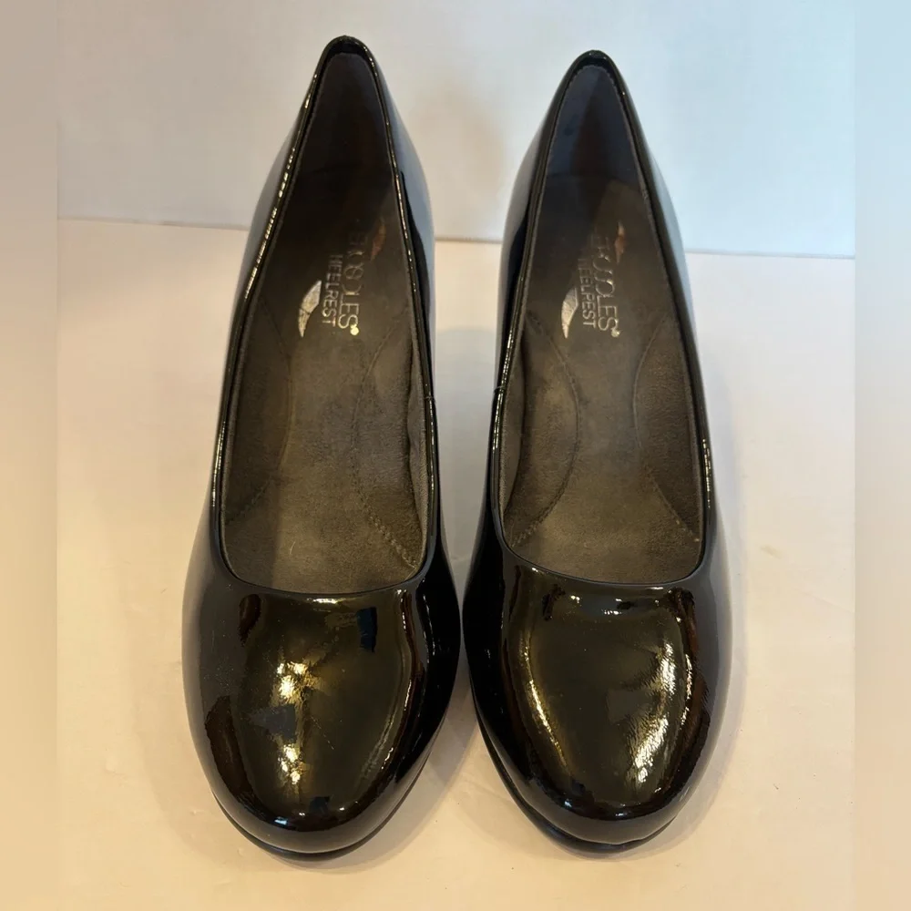 Aerosoles Dolled Up black patent leather block heels shoes size 7W